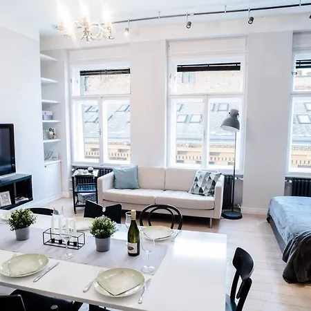 Stunning New Central Home Near Basilica Budapest Kültér fotó
